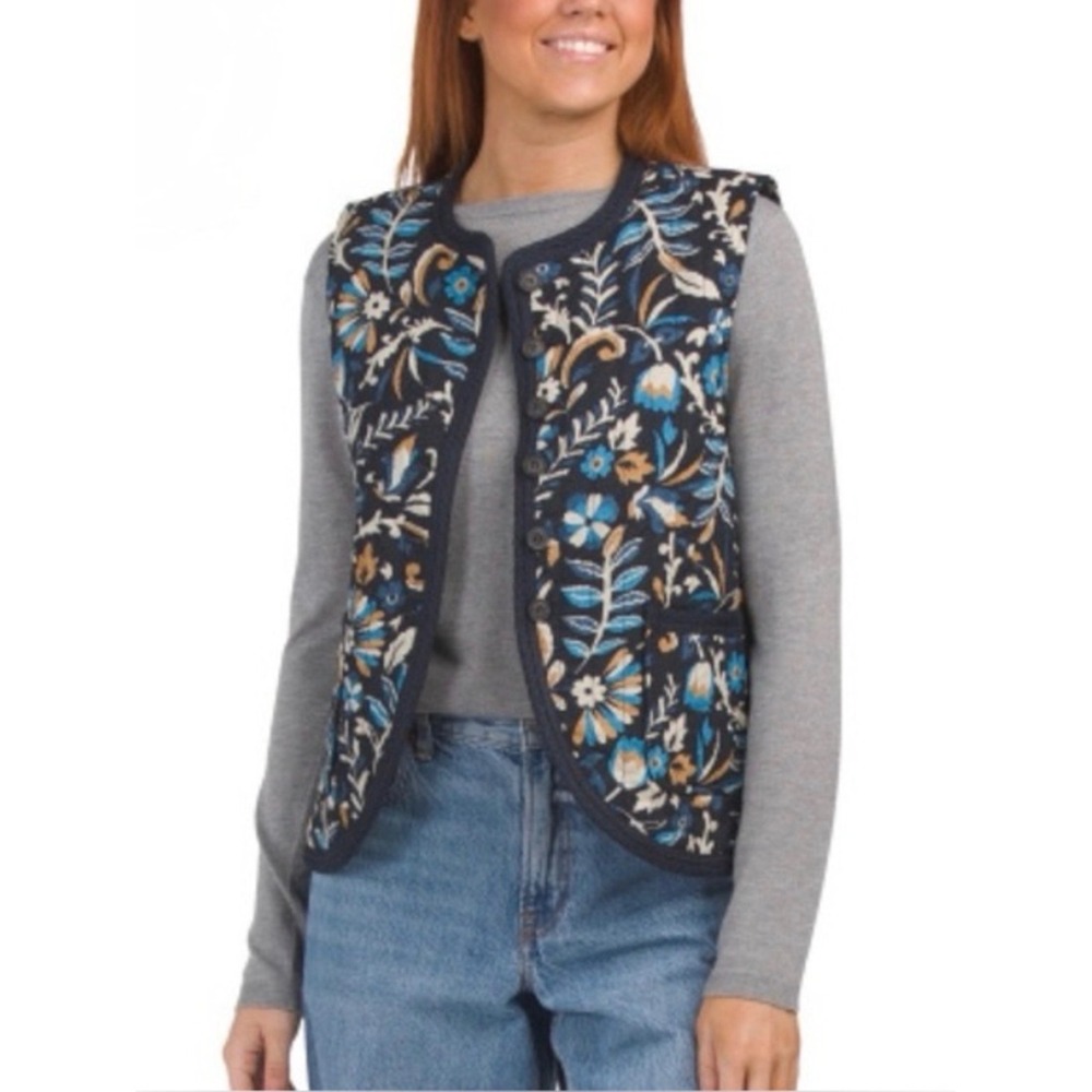 Bagatelle Collection Quilted Floral‎ Vest Medium Blue Cotton Cottagecore